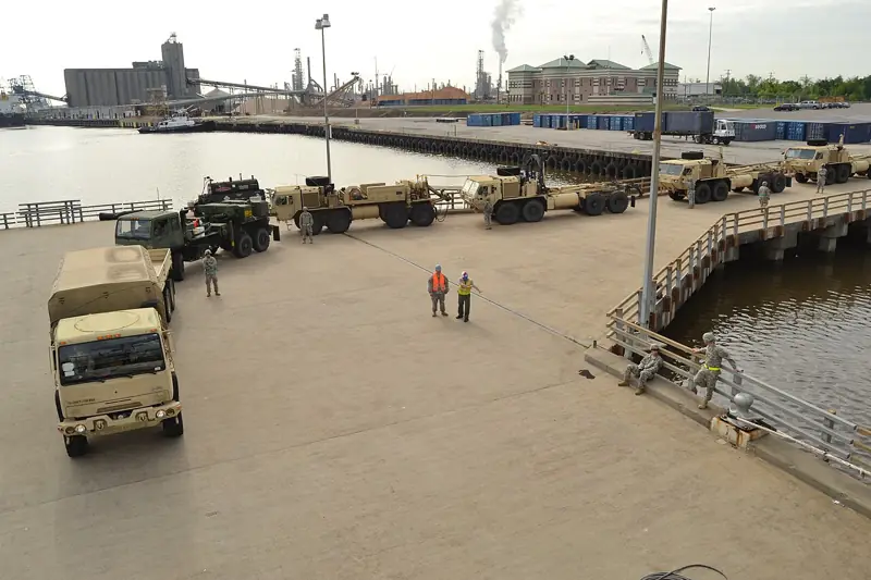 Soldiers with 710th BSB conducted their expeditionary Sealift Emergency Deployment Readiness Exercise, convoying from Fort Polk, La., to the Port of Beaumont, Texas April 13-16, 2015. This exercise tr
